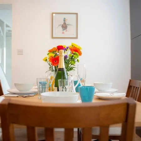 Jewel Pier *2 Bed House* Deal Extérieur photo