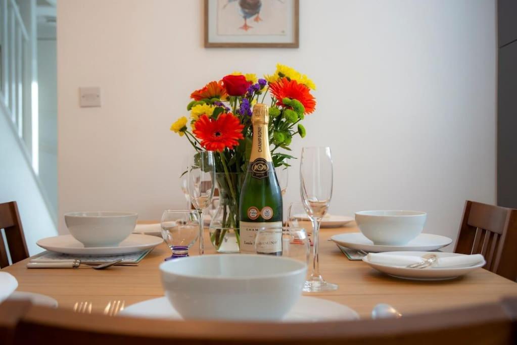 Jewel Pier *2 Bed House* Vakantiehuis